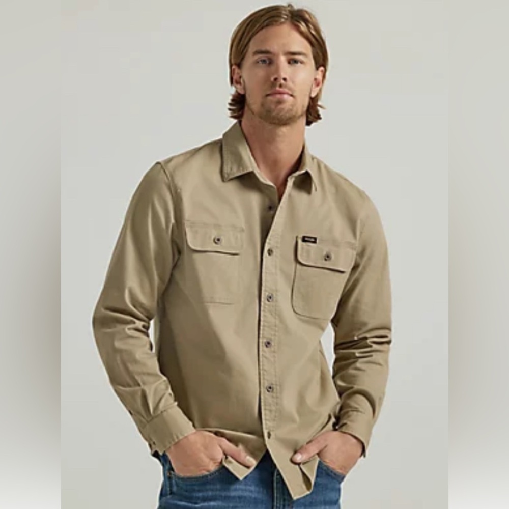 MEN'S WRANGLER®
EPIC SOFT™ STRETCH
TWILL SHIRT